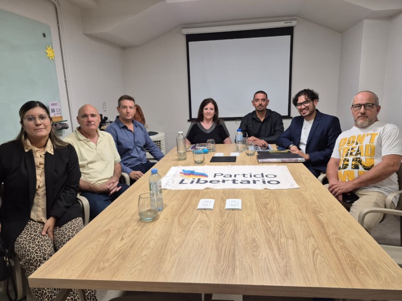 Adela Casamayor anunci� su pase al partido Libertario